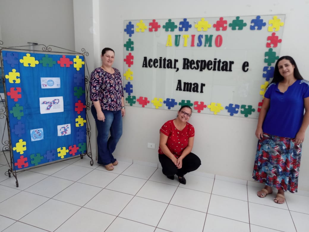 NRE de Campo Mourão participando do Mês de Conscientização do Autismo