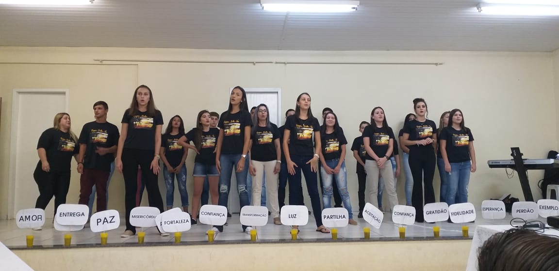 Colégio Estadual do Campo Jaelson Biácio realiza programação cultural