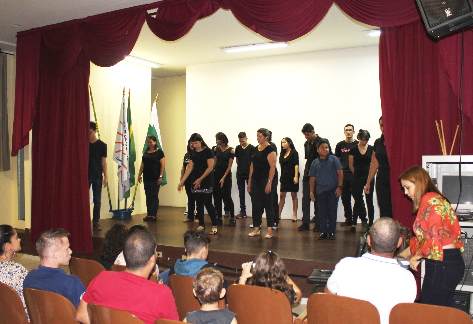 CELEM DE LIBRAS DO CE DE CAMPO MOURÃO COMEMORA O DIA NACIONAL DA LIBRAS