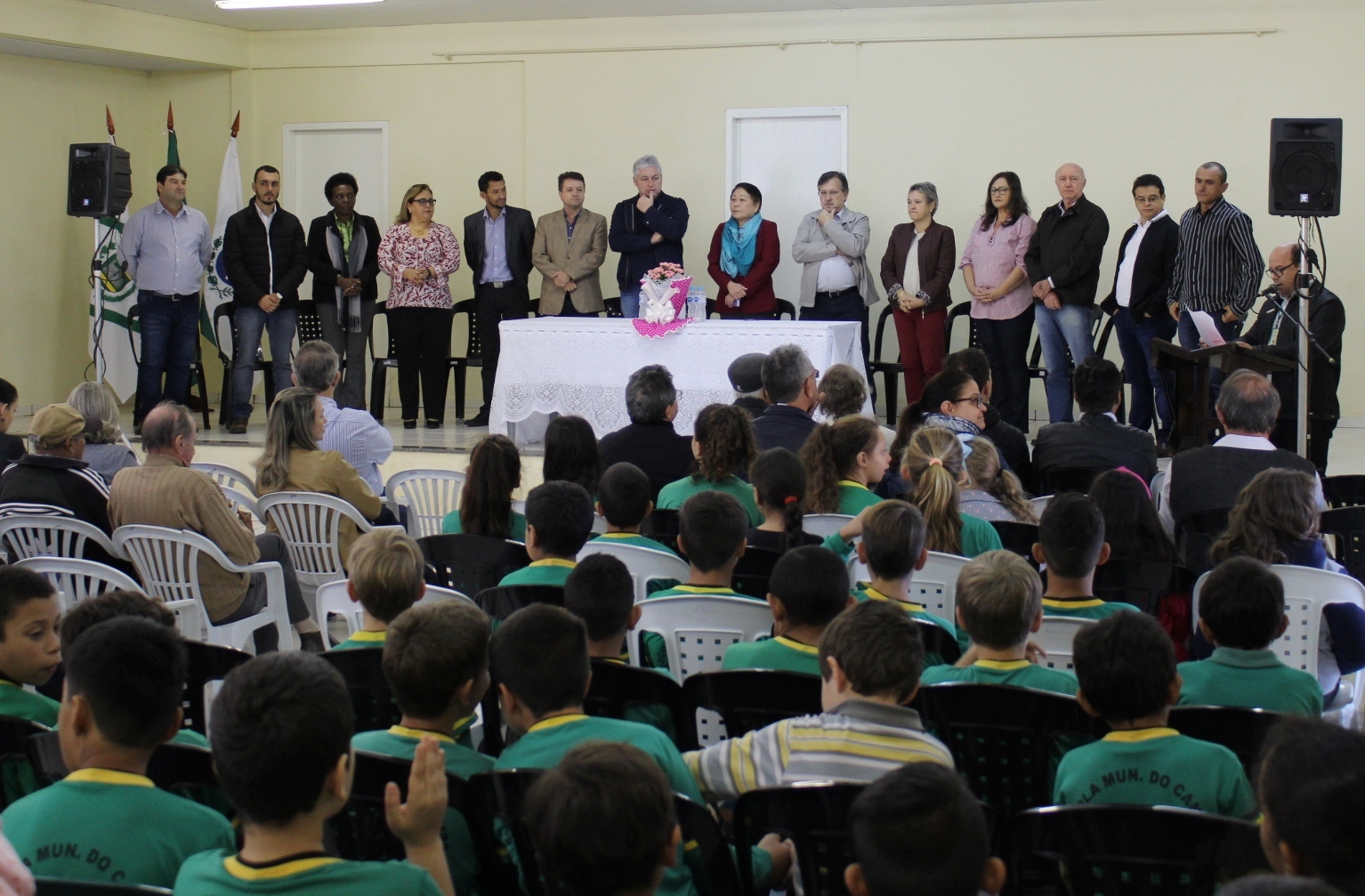 Cerimonial de entrega de obra é realizado no CEC Jaelson Biacio