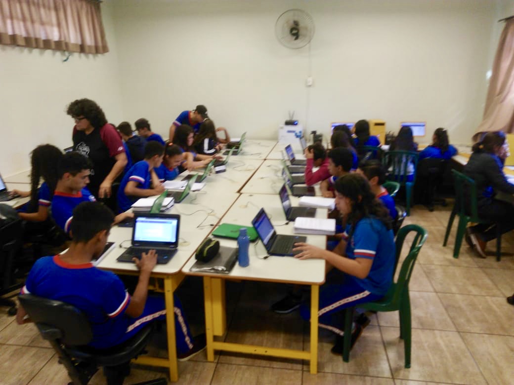Colocando a teoria em prática, após realização da oficina: