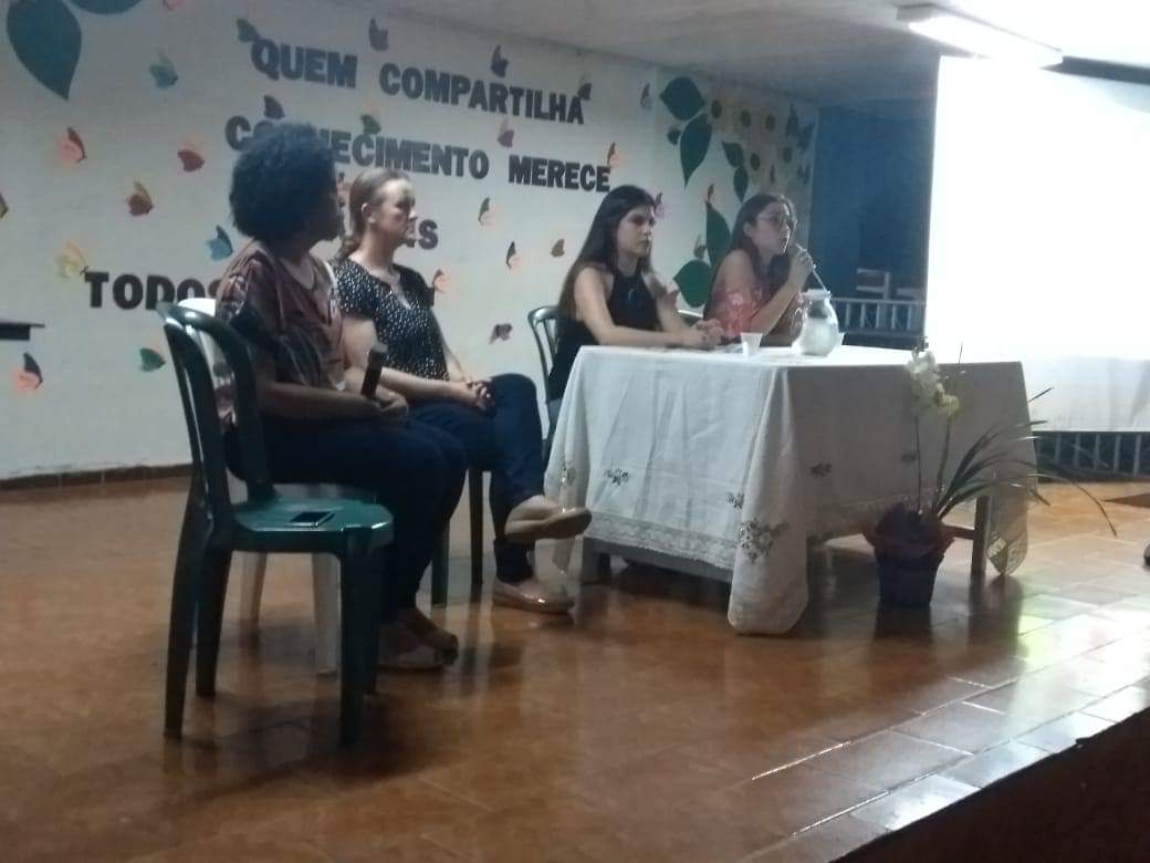 O Colégio Estadual General Carneiro de Roncador participou do projeto Setembro Amarelo em parceria com a Secretaria Munic. de Saúde, Secretaria Munic. de Assistência Social e Secretaria de Educação.