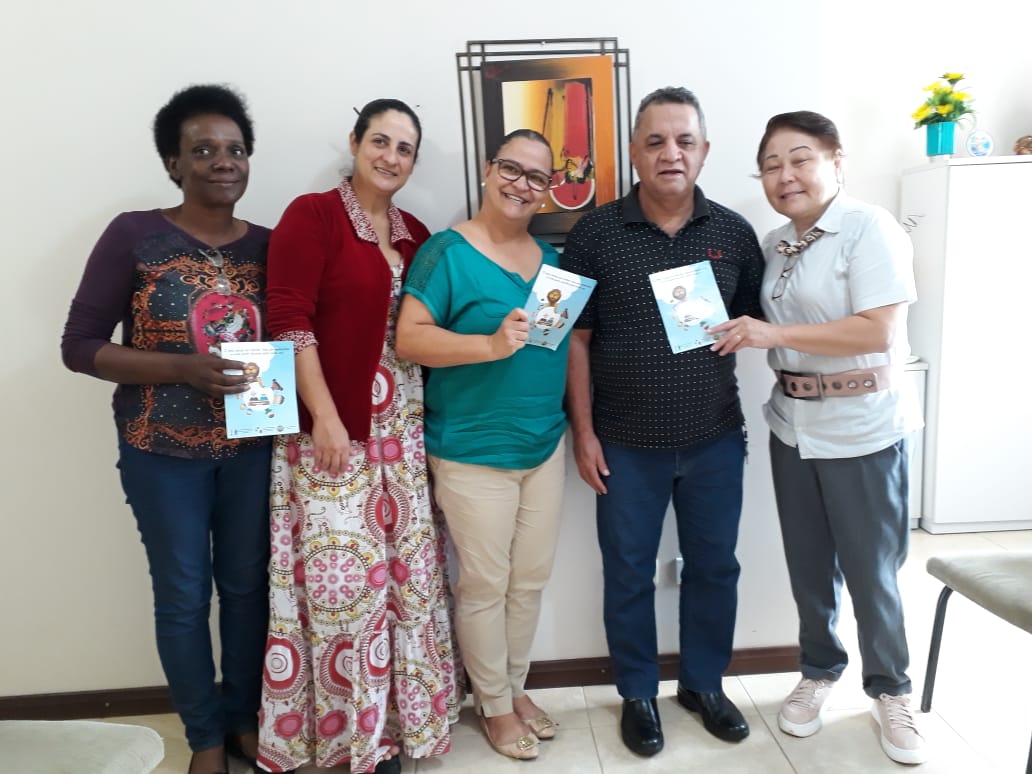 Colabore com o Fundo Municipal dos Diretos da Criança e do Adolescente e/ou com o Fundo Municipal do Idoso. Deixe parte do seu imposto em nossa cidade e nos ajude na transformação de vidas através de nossos projetos sociais.
Emissão do boleto até 27/12/2019 com recolhimento até 30/12/2019.
CNPJ FMDCA : 14.030.884/0001-31
Conta BB 0406-5 C/C 56.982-8
CNPJ FMI: 22.843.436/0001-85
Conta BB 0406-5 C/C 66.322-0