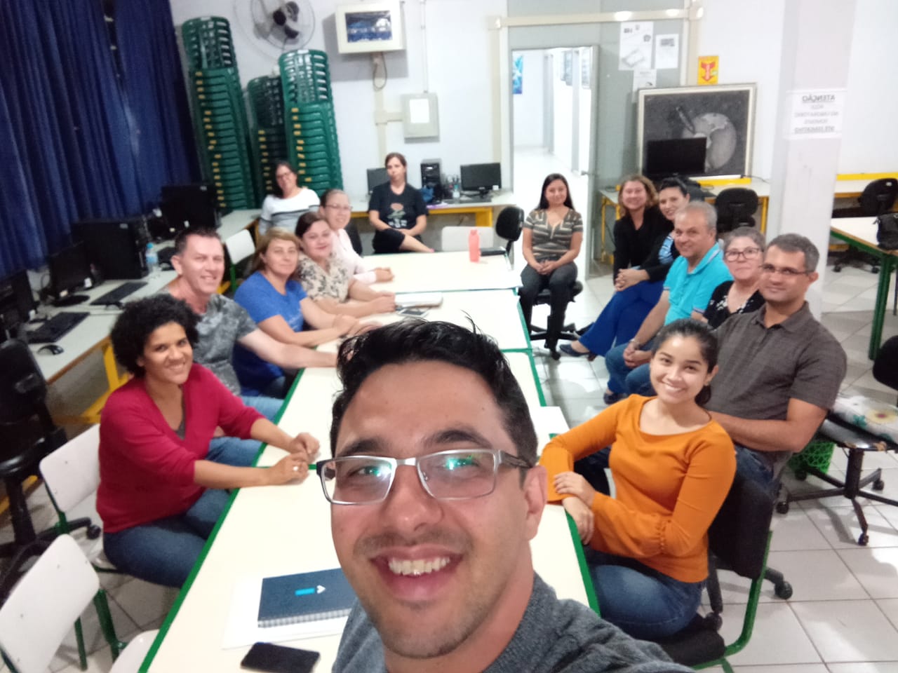 O Núcleo regional de Educação de Campo Mourão, por meio do Setor de Educação Básica, juntamente com as escolas municipais, desenvolveu durante o ano letivo, o Projeto de Transição do 5º para o 6º ano, cujo objetivo é preparar ações pedagógicas que possam auxiliar os alunos advindos dos 5ºs anos para se adaptarem adequadamente às mudanças que o ingresso no 6º ano proporciona.