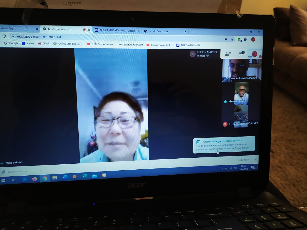 A chefe do NRE, professora Ivete Sakuno e sua equipe vem realizando reuniões via aplicativo para orientações e amplo diálogo sobre o processo das aulas não presenciais que iniciaram em 06 de abril.