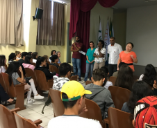 Alunos do Curso Pronatec/Mediotec em Administração têm aula inaugural e recebem kits escolares