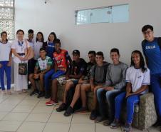Esporte e Educação - Chefe do NRE e alunas da rede pública estadual participam de audiência com o presidente da CBAt e diversas outras autoridades