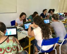Primeira fase do projeto: “A utilização de APPs (aplicativos) gratuitos como recurso de apoio na relação ensino/aprendizagem” é iniciada com Educadores de Iretama