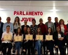 CE General Carneiro, participa do projeto Parlamento Jovem e forma vereadores mirins