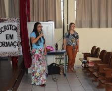 O Programa Conexão Professor - Educação Especial, destinado a oferta de formação continuada aos Profissionais de Educação, das Instituições da Rede Pública Estadual de Ensino do Paraná, realiza formação para os professores das Escolas Estaduais, pertencentes ao NRE de Campo Mourão, nos dias 10 e 11 de setembro de 2019, sobre o Atendimento Educacional Especializado - AEE.