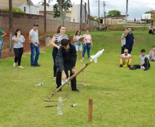 No dia 13/11/2019, no C.E. Santos Dumont, município de Campina da Lagoa, em parceria com a UTFPR – campus de Campo Mourão, aconteceu o “Dia da Astronomia na Escola”, o qual faz parte de um projeto global da União Internacional Astronômica em comemoração aos seus 100 anos (IAU100), com a visão de mobilizar a comunidade astronômica para organizar atividades na escola