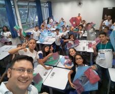 Está disponível na página da OBMEP – Olimpíada Brasileira de Matemática das Escolas Públicas (http://www.obmep.org.br/ ) a listagem dos premiados na 15ª Edição.

O NRE de Campo Mourão teve 65 alunos premiados, sendo dois medalhistas de bronze e 63 menções honrosas. 
Os diplomas de menção honrosa serão enviados para as escolas, junto com o material da 1ª fase da OBMEP 2020. Os demais prêmios serão entregues em cerimônias regionais organizadas pela OBMEP.

