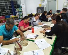O Núcleo regional de Educação de Campo Mourão, por meio do Setor de Educação Básica, juntamente com as escolas municipais, desenvolveu durante o ano letivo, o Projeto de Transição do 5º para o 6º ano, cujo objetivo é preparar ações pedagógicas que possam auxiliar os alunos advindos dos 5ºs anos para se adaptarem adequadamente às mudanças que o ingresso no 6º ano proporciona.