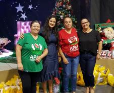 A Escola Professora Hilda Veitas Educação Infantil, Ensino Fundamental anos iniciais e EJA, na modalidade de Educação Especial, cuja mantenedora é a Associação de Pais e Amigos dos Excepcionais-APAE de Engenheiro Beltrão, promoveu neste dia dezessete de dezembro de dois mil e dezenove, as dezenove horas, sua tradicional confraternização com alunos, pais e demais autoridades que se fizeram presentes no evento