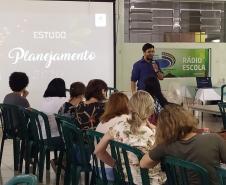 NRE Campo Mourão realiza formação com equipe pedagógica das escolas, a partir do desenvolvimento de atividades práticas com os documentos norteadores da organização curricular, bem como plano de nivelamento a ser promovido noa primeiros 15 dias das aulas em todas as disciplinas.