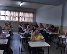 Momento de estudos a partir dos documentos norteadores para a educação básica, com os professores em planejamento para o processo de nivelamento que será oportunizado aos estudante no início do ano letivo de 2020
