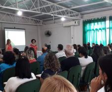 Está acontecendo no Núcleo Regional de Educação de CM desde a última terça-feira dia 12, uma formação realizada pelos técnicos dos setores SERE, DOCUMENTAÇÃO ESCOLAR e EDUCAÇÃO INFANTIL E ANOS INICIAIS para profissionais das Secretarias Municipais de Educação, diretores, professores e secretários das unidades escolares da rede municipal