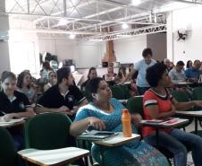 Está acontecendo no Núcleo Regional de Educação de CM desde a última terça-feira dia 12, uma formação realizada pelos técnicos dos setores SERE, DOCUMENTAÇÃO ESCOLAR e EDUCAÇÃO INFANTIL E ANOS INICIAIS para profissionais das Secretarias Municipais de Educação, diretores, professores e secretários das unidades escolares da rede municipal