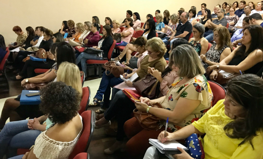 NRE promove reunião para socialização dos Planos de Ação! NRE promove reunião para socialização dos Planos de Ação!