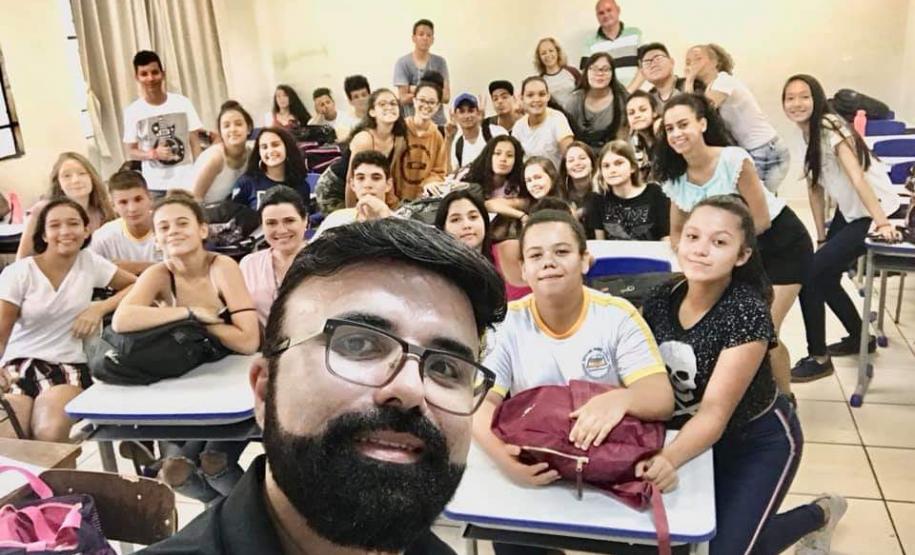 NRE de Campo Mourão recebe visita do Coordenador da Educação Integral