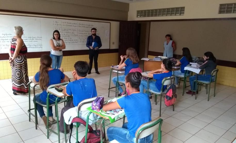 NRE de Campo Mourão recebe visita do Coordenador da Educação Integral
