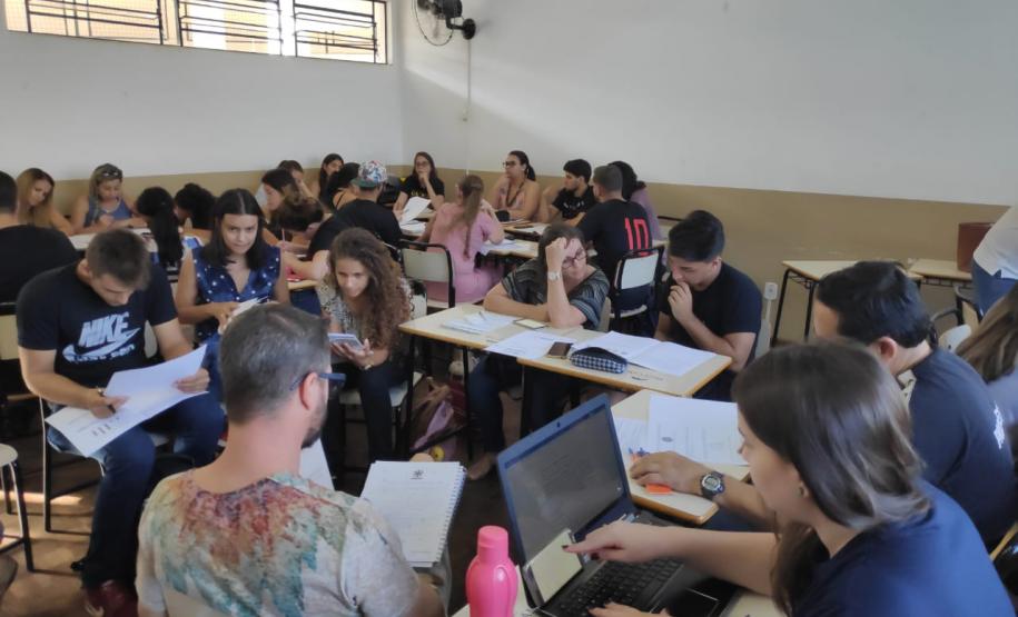 Professores de Matemática do NRE de Campo Mourão, retomam Grupo de Estudos