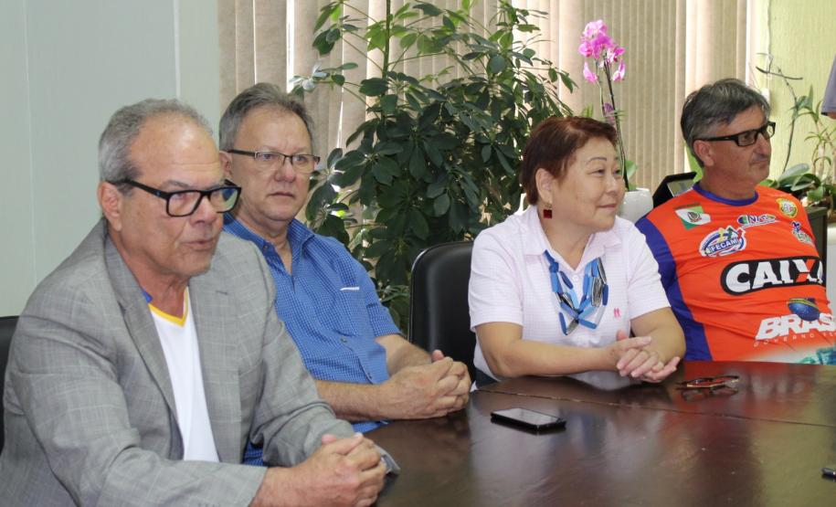 Esporte e Educação - Chefe do NRE e alunas da rede pública estadual participam de audiência com o presidente da CBAt e diversas outras autoridades