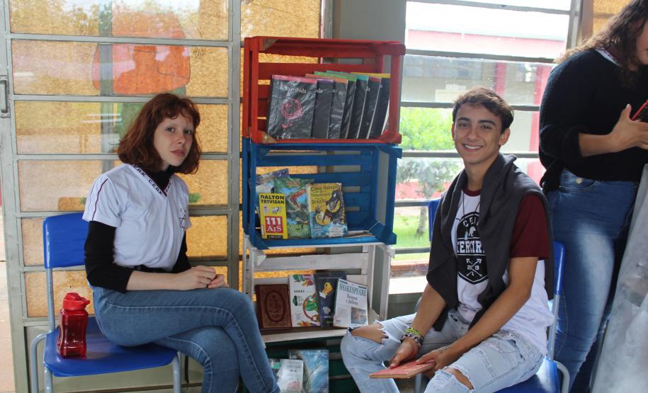 Projeto “Multiplicadores de Leitura” - Colégio Aníbal Khury realiza a I Feira do Livro