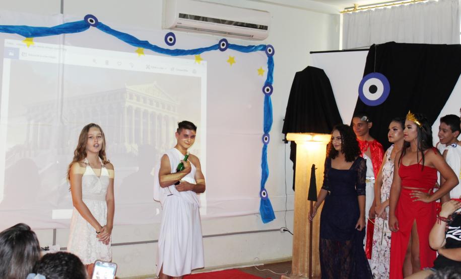 CEPAV - “Os deuses desceram do Monte Olimpo”