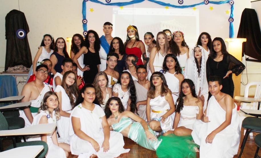 CEPAV - “Os deuses desceram do Monte Olimpo”