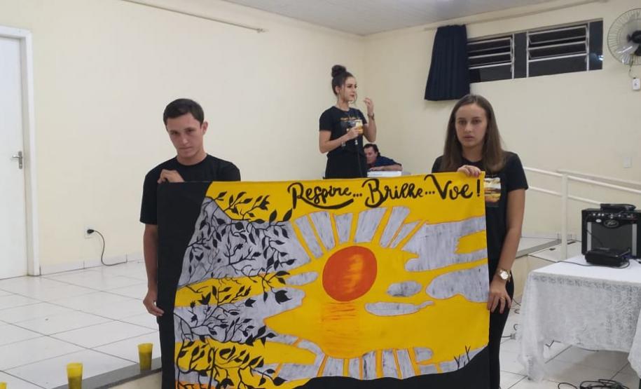 Colégio Estadual do Campo Jaelson Biácio realiza programação cultural