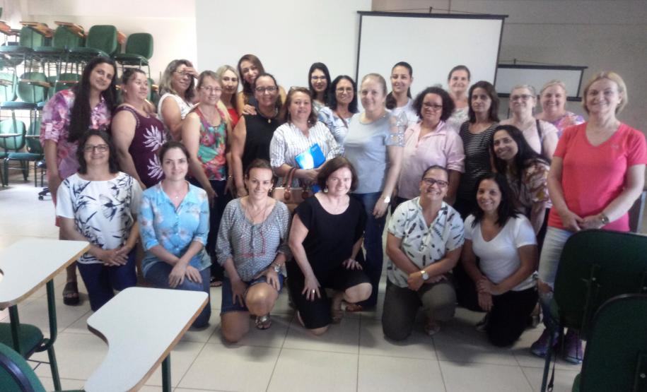 Departamento de Educação Especial realiza trabalho de formação com professores(as) e pedagogos(as)