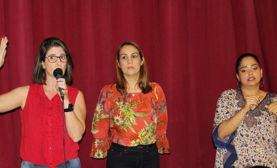 CELEM DE LIBRAS DO CE DE CAMPO MOURÃO COMEMORA O DIA NACIONAL DA LIBRAS