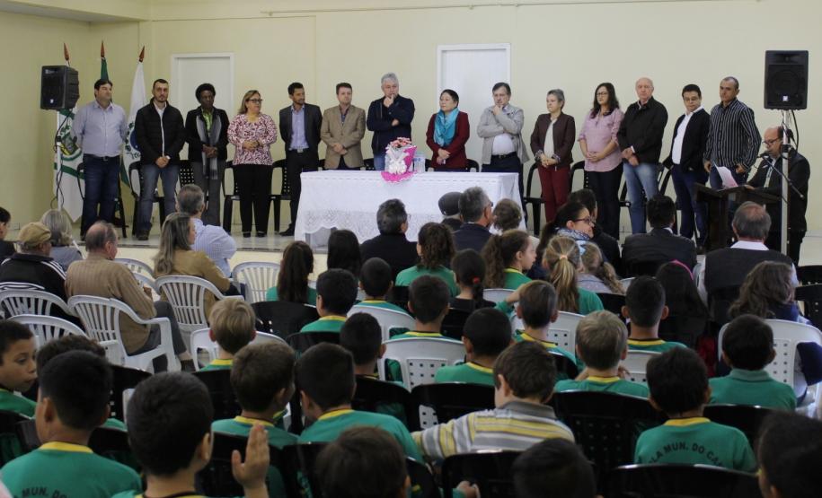 Cerimonial de entrega de obra é realizado no CEC Jaelson Biacio