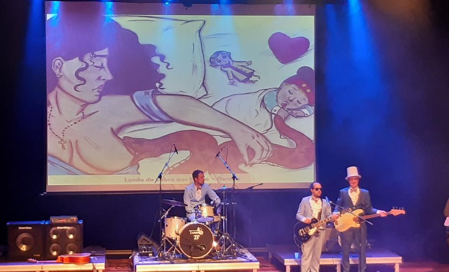 Ocorreu no dia 13 de Setembro de 2019, em Curitiba, a premiação dos alunos vencedores do concurso ‘Entre lendas do Paraná’, promovido pelo SESC-Paraná. O objetivo foi o de selecionar produções para a confecção de cartões postais sobre os aspectos culturais paranaenses, envolvendo as lendas contadas no nosso estado.