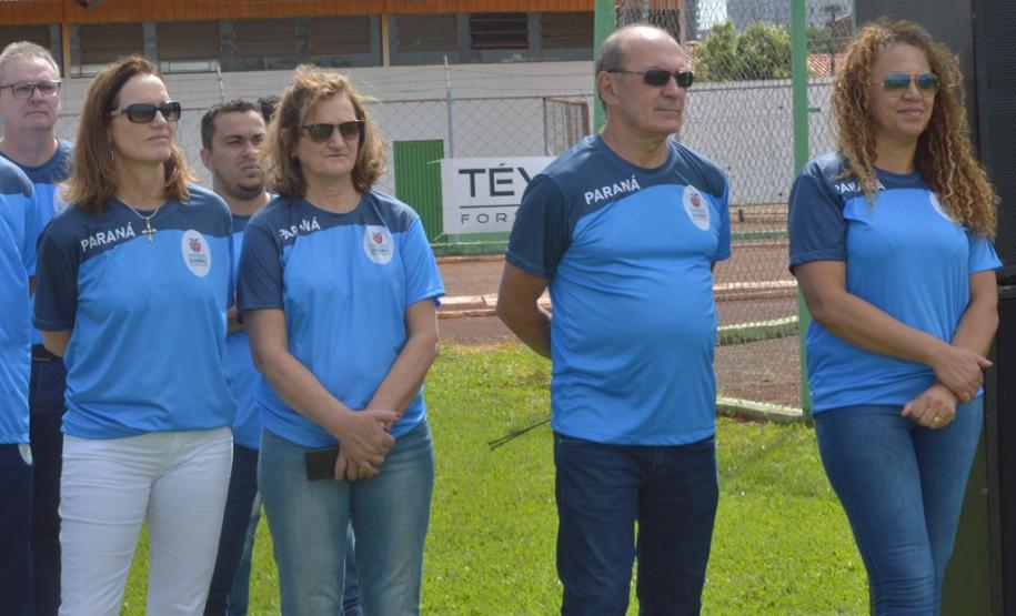Manhã de quarta-feira, dia 13, movimentadíssima na cidade sede em Campo Mourão do 66º Jogos Escolares do Paraná – JEPS Bom de Bola Fase Final com a abertura oficial realizada no Estádio Municipal Roberto Brzezinski contando com as presenças de mais de 1.400 participantes, entre alunos-atletas, árbitros, coordenadores técnicos, professores de educação física e organizadores.