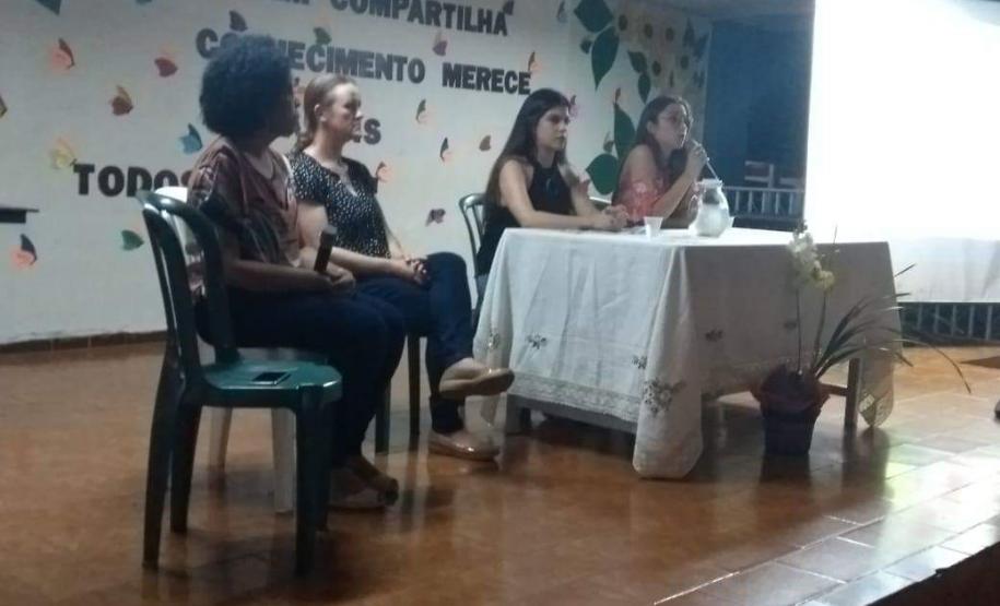 O Colégio Estadual General Carneiro de Roncador participou do projeto Setembro Amarelo em parceria com a Secretaria Munic. de Saúde, Secretaria Munic. de Assistência Social e Secretaria de Educação.