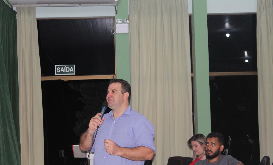 No dia 21/11/2019, na Casa da Cultura, no município de Iretama, aconteceu a II Mostra Cultural da EJA do Colégio Estadual Aníbal Khury, organizada pela Direção, Equipe Pedagógica, Funcionários, Professores e estudantes da modalidade,  a qual tem por objetivo valorizar os trabalhos desenvolvidos ao longo do ano, através do serviço de arte e cultura e dos demais segmentos escolares.