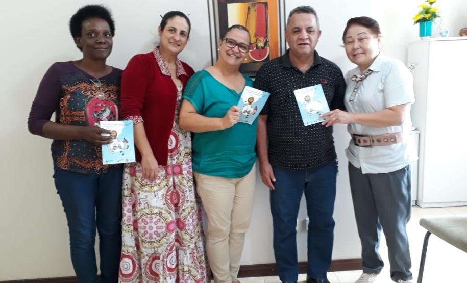 Colabore com o Fundo Municipal dos Diretos da Criança e do Adolescente e/ou com o Fundo Municipal do Idoso. Deixe parte do seu imposto em nossa cidade e nos ajude na transformação de vidas através de nossos projetos sociais.
Emissão do boleto até 27/12/2019 com recolhimento até 30/12/2019.
CNPJ FMDCA : 14.030.884/0001-31
Conta BB 0406-5 C/C 56.982-8
CNPJ FMI: 22.843.436/0001-85
Conta BB 0406-5 C/C 66.322-0