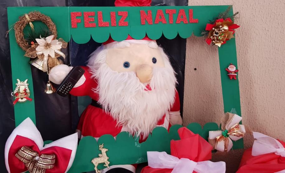 A Escola Professora Hilda Veitas Educação Infantil, Ensino Fundamental anos iniciais e EJA, na modalidade de Educação Especial, cuja mantenedora é a Associação de Pais e Amigos dos Excepcionais-APAE de Engenheiro Beltrão, promoveu neste dia dezessete de dezembro de dois mil e dezenove, as dezenove horas, sua tradicional confraternização com alunos, pais e demais autoridades que se fizeram presentes no evento