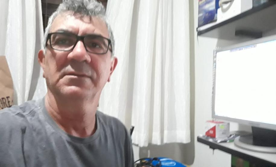 #EUTRABALHOPELOPARANA . Servidores do Núcleo Regional de Educação de Campo Mourão trabalham em Home Office. Quase todos os servidores do Governo do Paraná estão trabalhando nesta modalidade, mas em um mutirão nunca antes visto: 24 horas por dia, sete dias por semana, se revezando na prevenção e no combate ao Coronavírus.
Visite coronavirus.pr.gov.br para dicas e informações sobre prevenção.