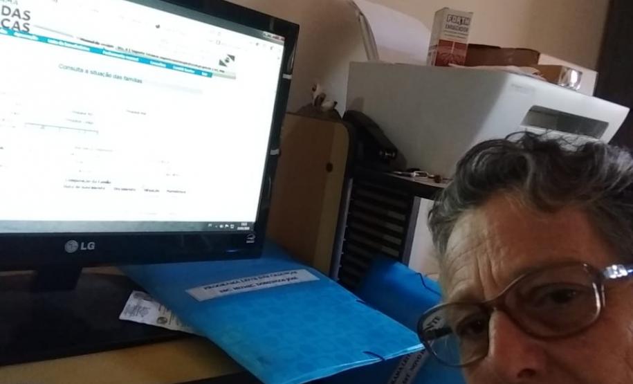 #EUTRABALHOPELOPARANA . Servidores do Núcleo Regional de Educação de Campo Mourão trabalham em Home Office. Quase todos os servidores do Governo do Paraná estão trabalhando nesta modalidade, mas em um mutirão nunca antes visto: 24 horas por dia, sete dias por semana, se revezando na prevenção e no combate ao Coronavírus.
Visite coronavirus.pr.gov.br para dicas e informações sobre prevenção.