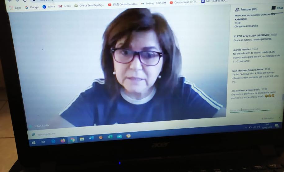 NRE DE CAMPO MOURÃO REALIZA REUNIÃO EQUIPE GESTORA DAS ESCOLAS A chefe do NRE, professora Ivete Sakuno e sua equipe vem realizando reuniões via aplicativo para orientações e amplo diálogo sobre o processo das aulas não presenciais que iniciaram em 06 de abril.