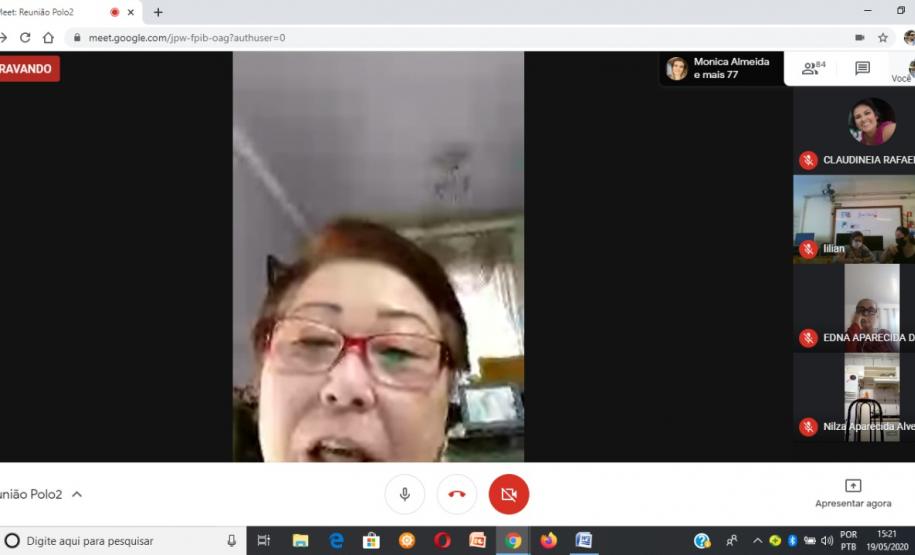 ENCONTRO DE FORMAÇÃO ONLINE NRE CAMPO MOURÃO COM ESCOLAS O NRE de Campo Mourão vem realizando momentos de formação, reuniões de trabalho e orientadoras, mantendo diálogo contínuo com os estabelecimentos de ensino para a realização das ações no aspecto pedagógico e administrativo para funcionamento da rotina escolar.