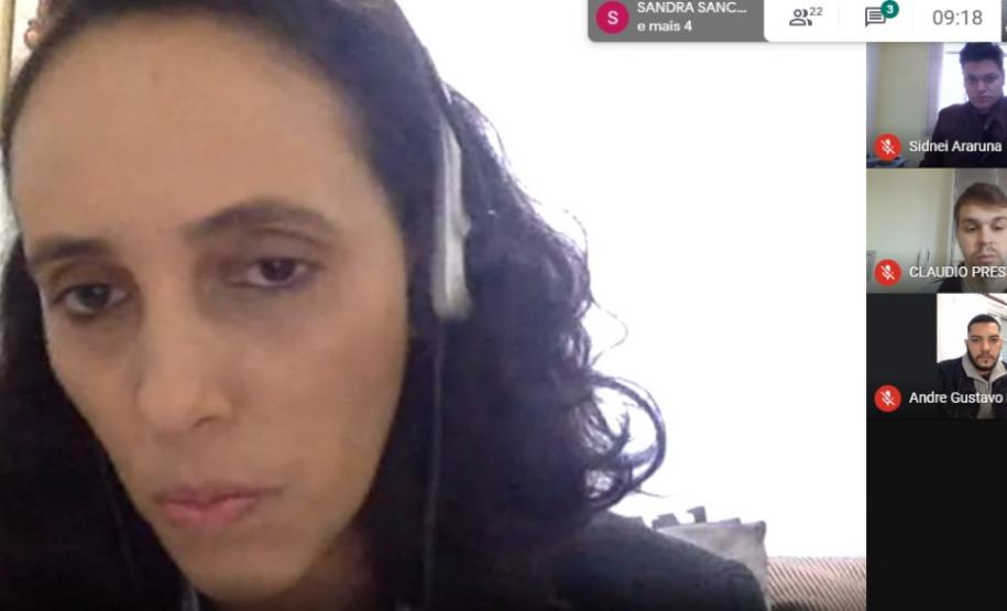 NRE CAMPO MOURÃO ORGANIZA REUNIÕES COM OS SEGMENTOS QUE COMPÕEM A REDE DE PROTEÇÃO As reuniões estão sendo realizadas com os segmentos que compõe a Rede de Proteção por Comarca. Tem por objetivo articular e efetivar o trabalho da Rede de Proteção na busca pelos alunos evadidos da escola.